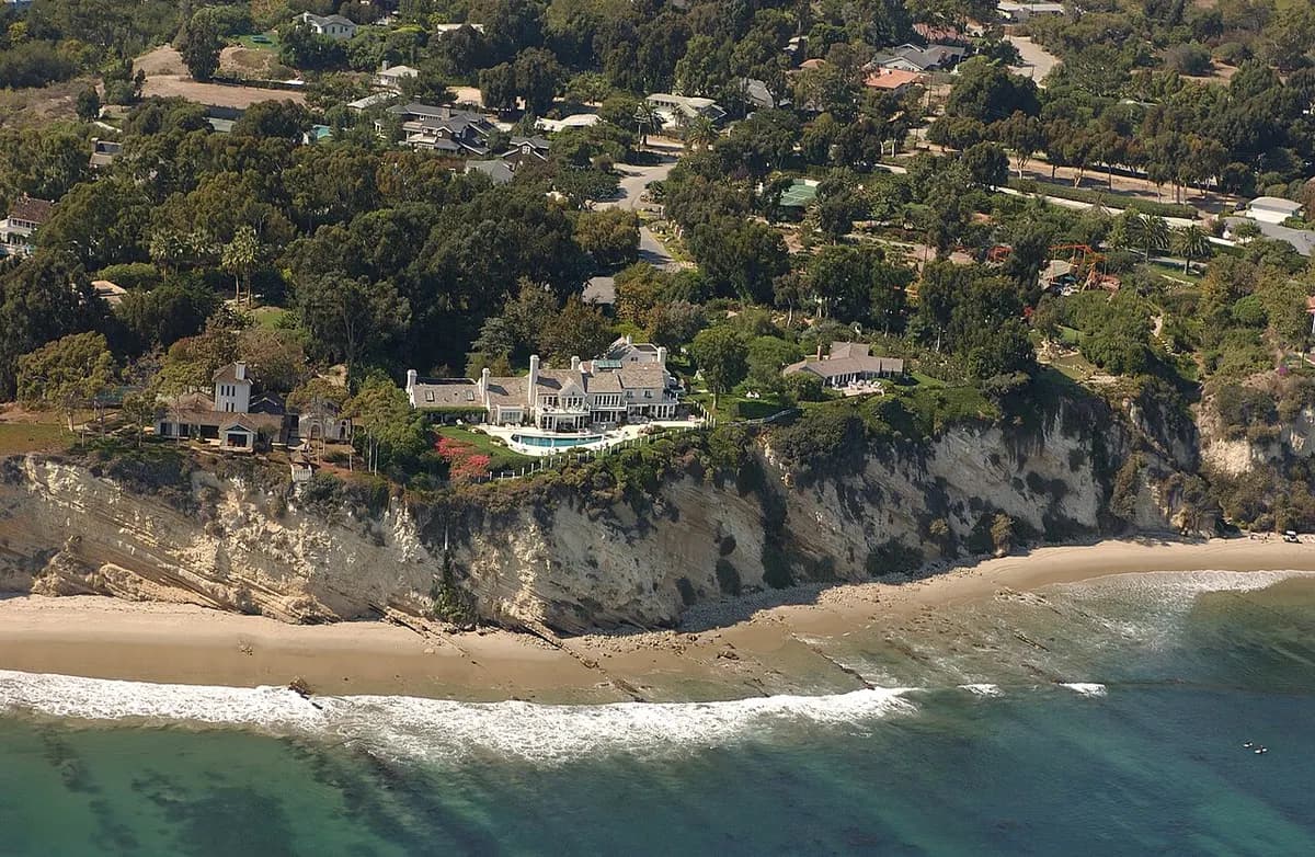 This photograph was made famous when singer Barbra Streisand sought to have its publication suppressed, on grounds of privacy. The "Streisand Effect" is a term 
